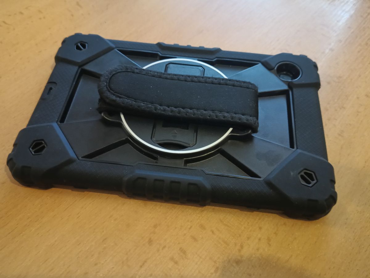 Tablety v ochranném pouzdře