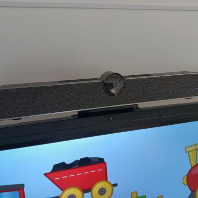 Dotykovy Monitor 86 Palcu S Kamerou Pocitacem 4