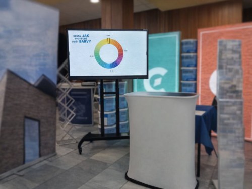 dotykovy-monitor-veletrhy-vystavy-informacni-kiosek-102