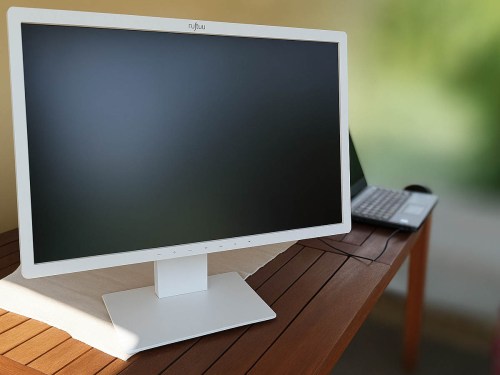 repasovany-monitor-24-palcu